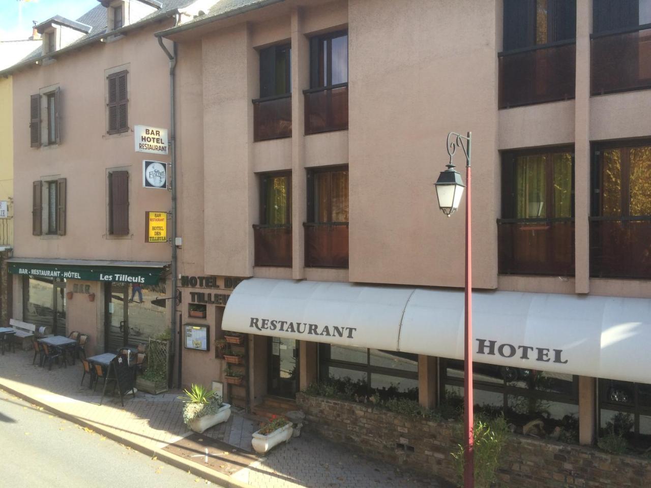 Hotel Restaurant L'Agapanthe Pont-de-Salars Exterior foto